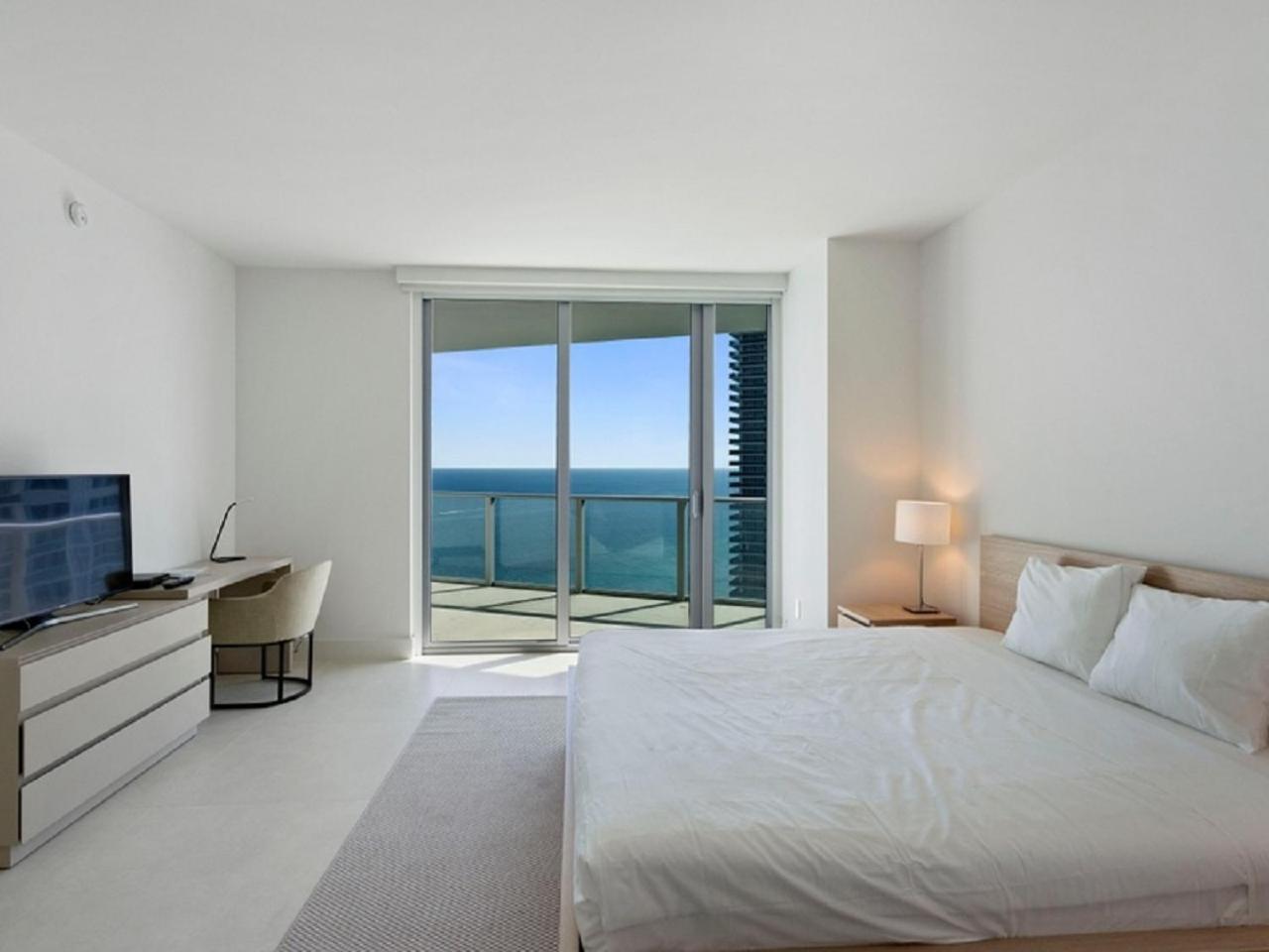Hide Beach Residences Hollywood Exterior photo